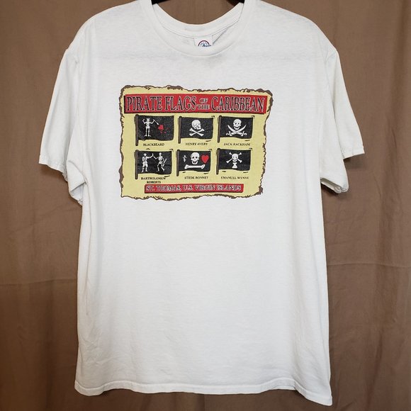 Delta Apparel Inc. Other - Pirate Flags of the Caribbean tee-shirt Size Large